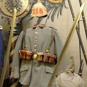 450px-Germany_infantry_uniform_August_1914_worn_by_soldier_in_118th_Infantry_Regiment_-_National_World_War_I_Museum_-_Kansas_City2C_MO_-_DSC07453.JPG