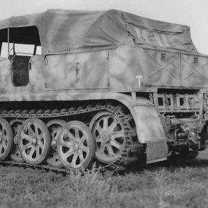 sdkfz_8_halftrack_Italy_1944.jpg