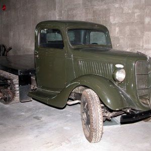 Fordhalftrack.jpg