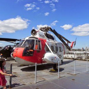 IntrepidMuseum250190.JPG