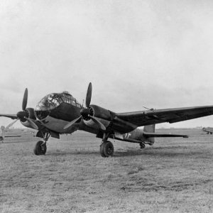 Junkers_Ju_188_E-1_on_ground_1943.jpg