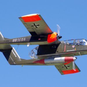 20100627_OV-10_Bronco_Krakow_1180.jpg