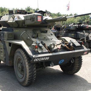 FV721_Fox_armoured_fighting_vehicle_282008-08-0929.jpg