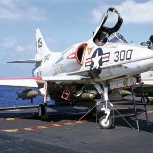 A-4C_VA-172_on_USS_FDR_off_Vietnam_1966.jpg