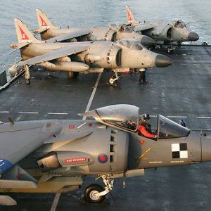 harrier-gr9-on-ark-royal_pics109-10951.jpg