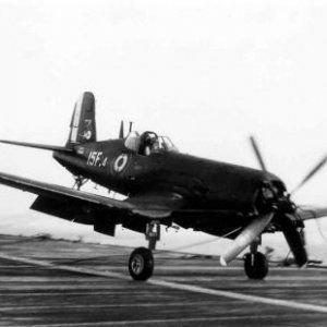 normal_04__-15F4_Corsair-RJosa219pr.jpg