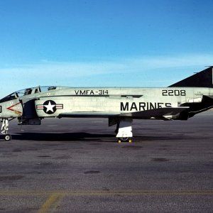 F-4N152208.jpg