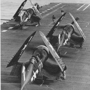 F4U-1DCorsairsofVF-84onthedeckofUSSBunkerHillCV-17-2_zpsfe3ee9a1.jpg