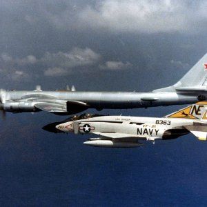 F-4J_of_VF-21_intercepting_Soviet_Tu-95_over_the_Pacific_1979.jpg