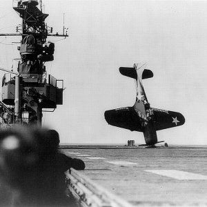 Dauntless-carrier-prang.jpg