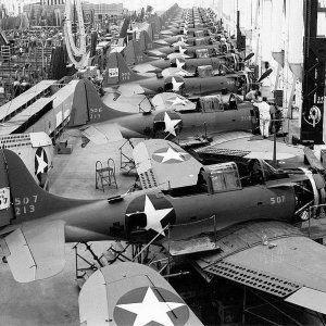 Dauntlesses-El-Segundo-plant-Calif.jpg