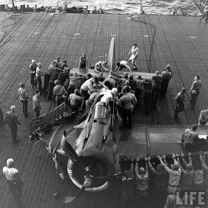 Dauntless-VB-16-USS-Lexington.jpg