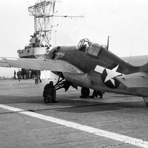 F4f-carrier1.jpg