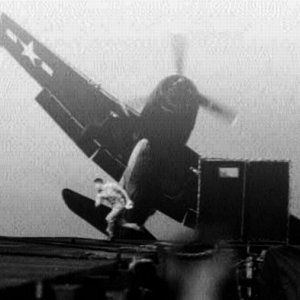 F6F_Hellcat_before_ramp_strike.jpg