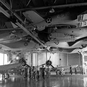 Hangardeck1941.jpg