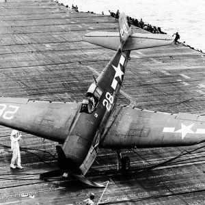 Hellcat-Yorktown-1944_28129.jpg