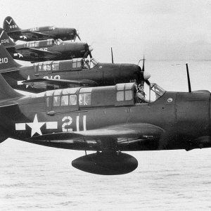 Helldiver-formation.jpg