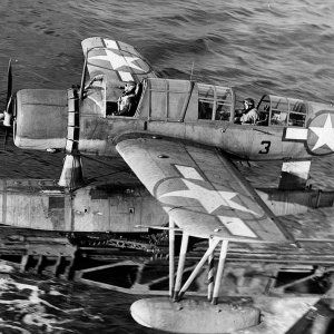 Kingfisher-USS-Detroit-Aleutians.jpg