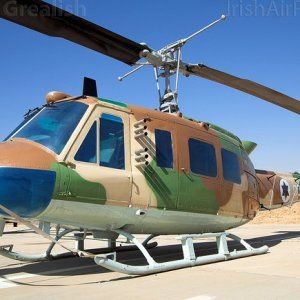 Agusta-Bell_AB205Ayyy002yyyIsraeli_Air_ForcexxxIMG_2809.jpg