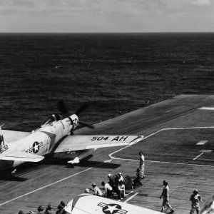 A-1H_of_VA-165_on_cat_of_USS_Oriskany_28CVA-3429_c1963.jpg