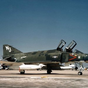 F-4G_Phantom_of_VF-121_at_NAS_Miramar_1966.jpg