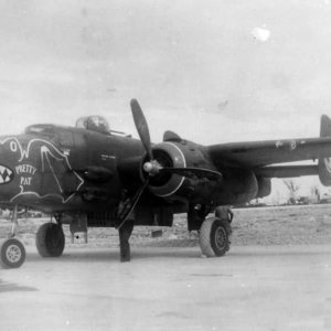 B-25J_Strafer_Pretty_Pat_nose_art_499_BS.jpg