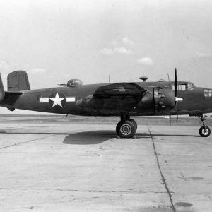 North_American_B-25D_Mitchell_41-30818.jpg