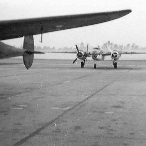 P-38_and_B-25_Mitchell_Bomber.jpg