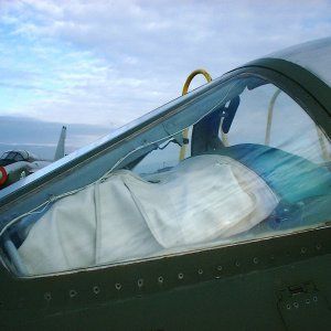 f104g_windshield.jpg