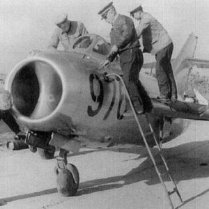 korean-war-036-mig-15bis.jpg