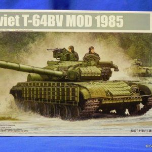 TrumpeterT64BVMod1985box.JPG