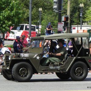 Jeeps03.jpg