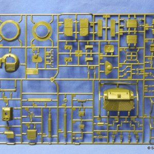 Academy13296M60A2SpruePfront.JPG