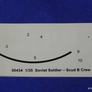 Trumpeter00434ScudCrewSpueDecal.JPG