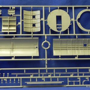 CB35195SprueNP2.JPG