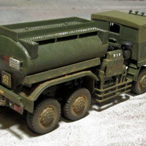 Japanese_3_5_Ton_Fuel_Truck_II.jpg