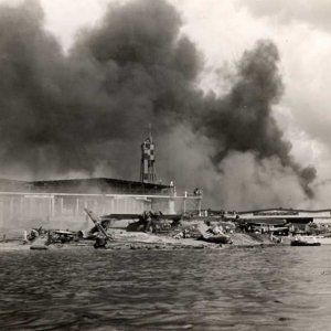 pearl-harbor-attack-pictures-7.jpg