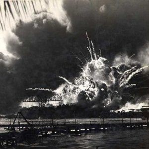 pearl-harbor-bombing-14.jpg