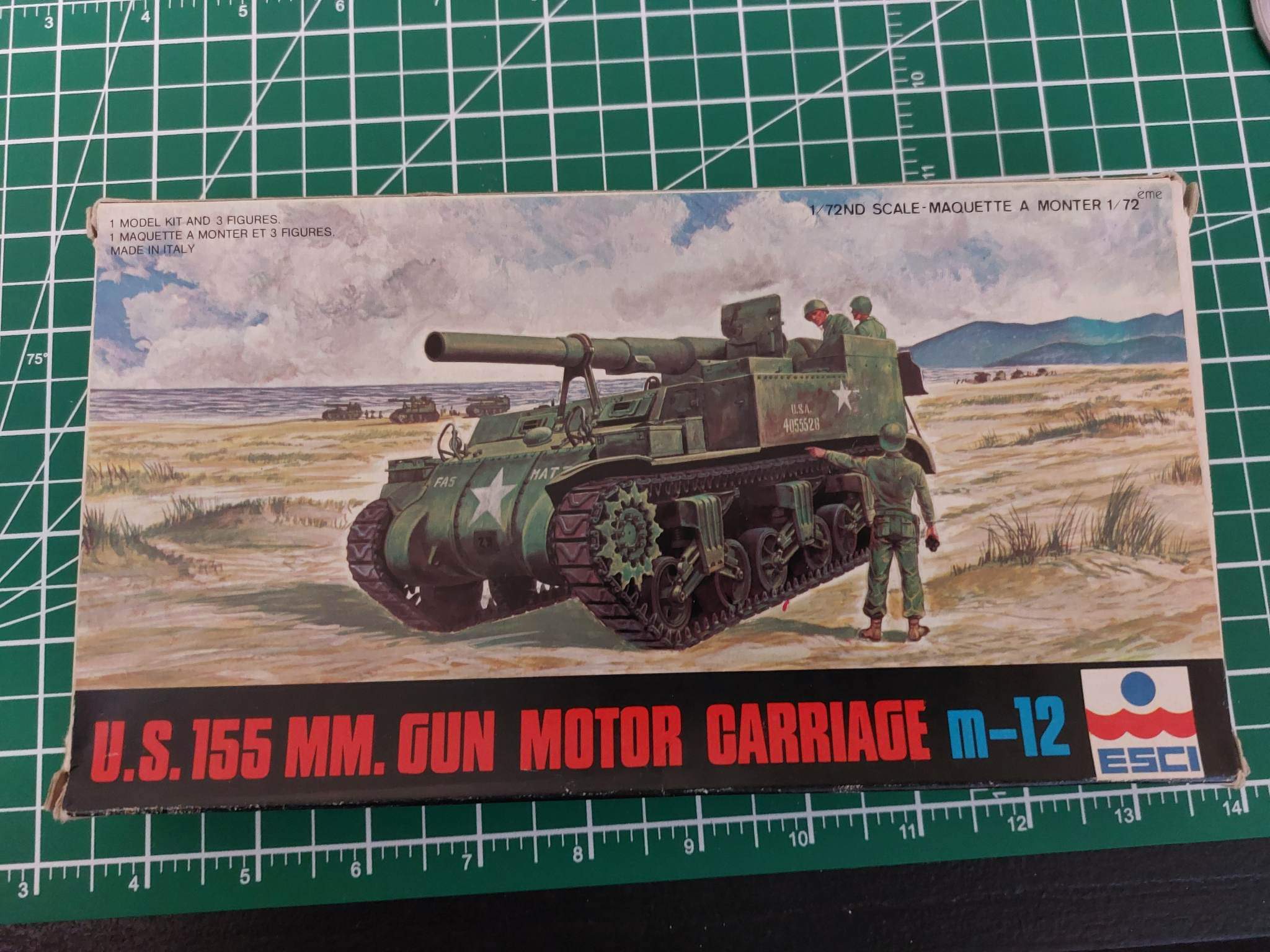 01M12