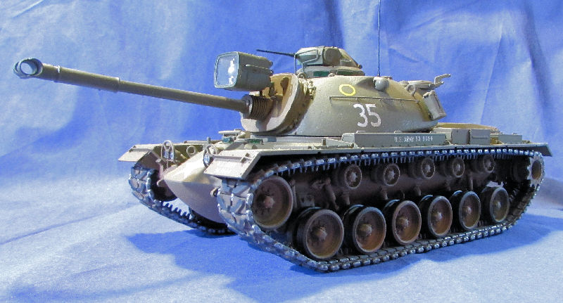 1-35 US Army M-48A3 Patton I.jpg