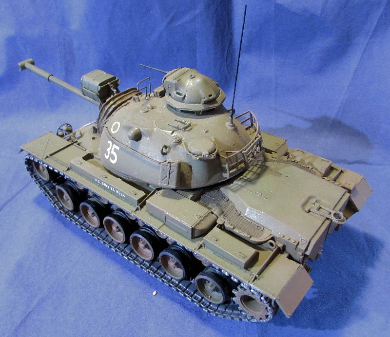 1-35 US Army M-48A3 Patton IV.jpg