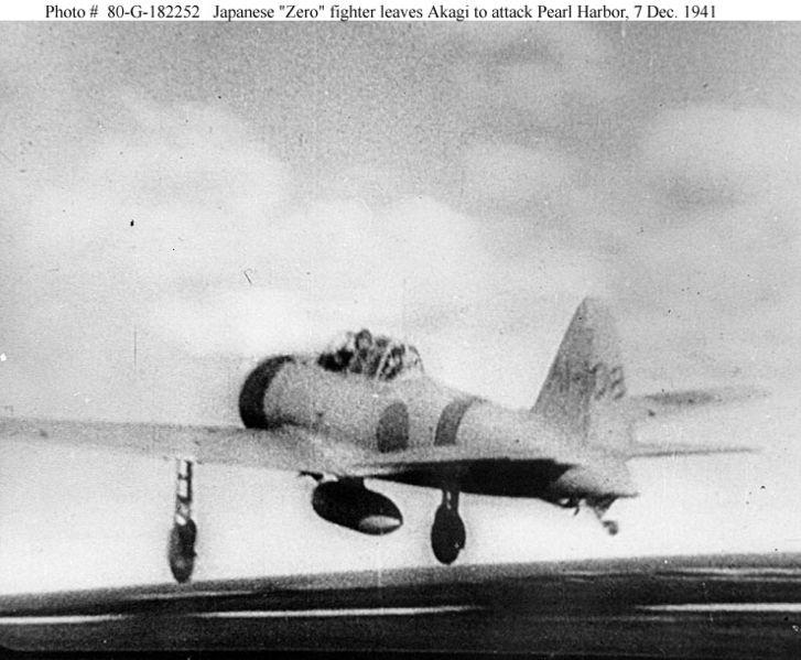 1-Jap_Zero_leaves_Akagi-Pearl_Harbor.jpg