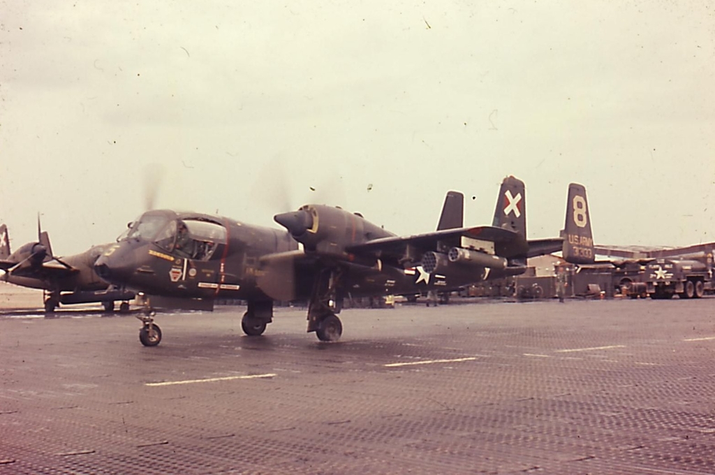 103Sigs_10-7_1966_BL_Vietnam0074.jpg