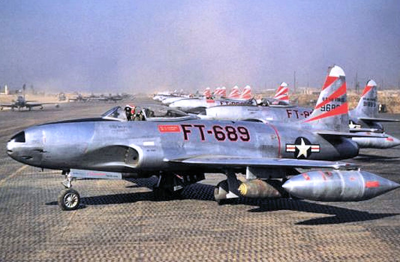 36th_Fighter-Bomber_Squadron_Lockheed_F-80C-10-LO_Shooting_Star_49-689.jpg