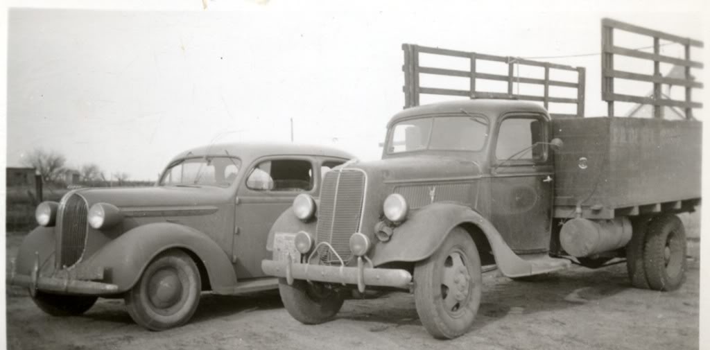 37FordTruck01.jpg