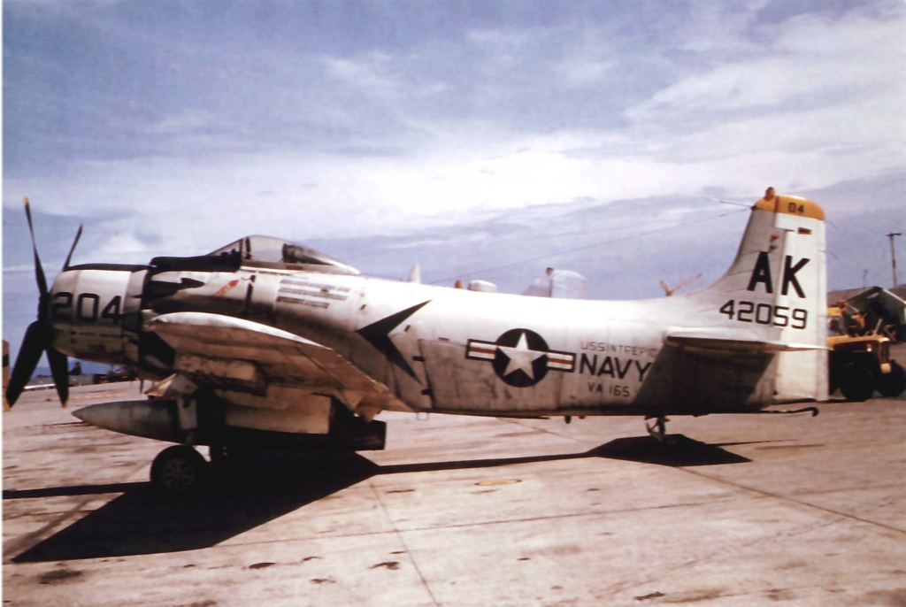 A-1J_Skyraider_of_VA-165_in_1966.jpg