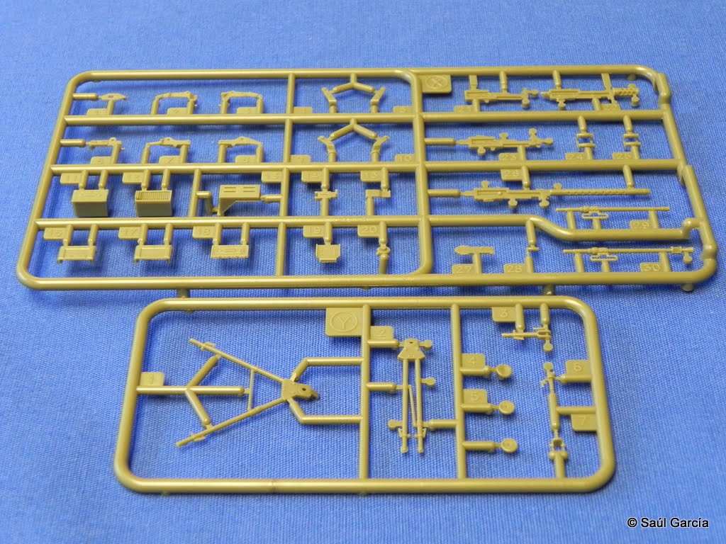 AF35109spruesXY.JPG