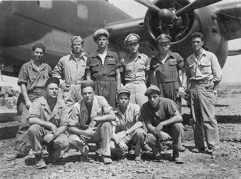 Aircrew_Posed_by_Their_B-25_Mitchell_.jpg