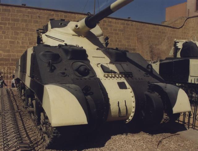 AMX-13_Turret_Hybrid01.jpg