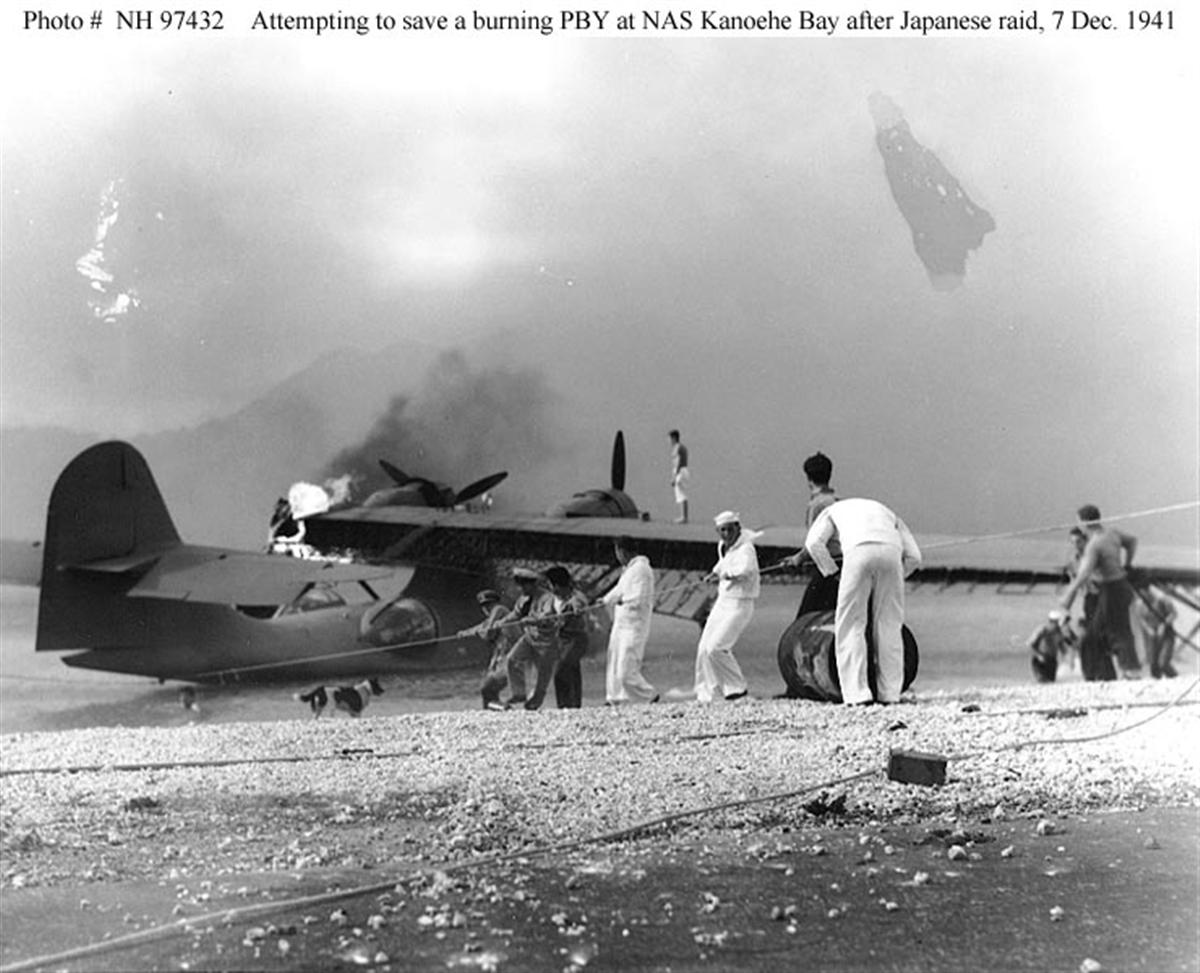 Archive-US-Navy-photos-showing-the-Japanese-Naval-attack-on-Pearl-Harbor-Naval-Air-Station-Kaneohe-Bay-01.jpg